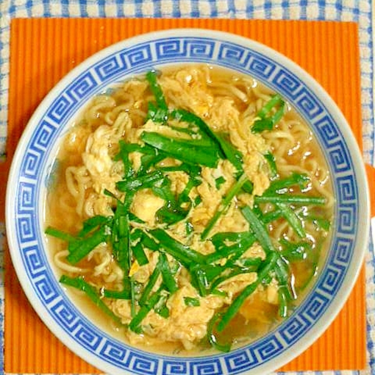 ニラ玉ラーメン レシピ 作り方 By テツオ63 楽天レシピ